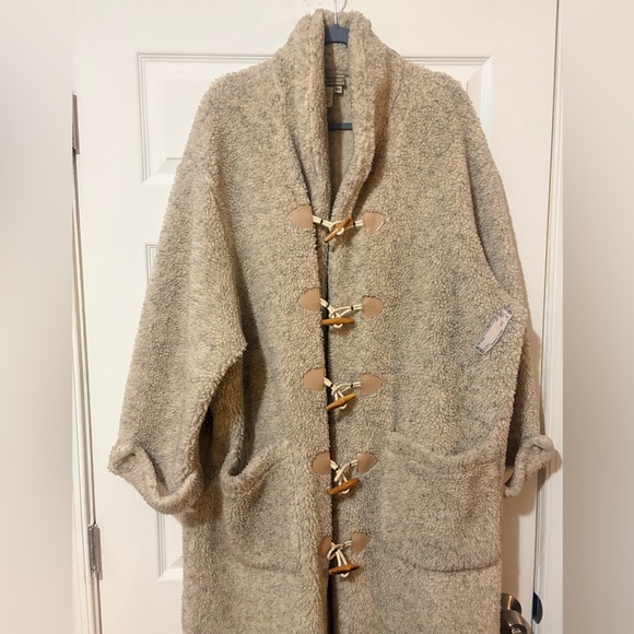 Coldwater Creek Cozy Cream Teddy Jacket - Picture 3 of 4